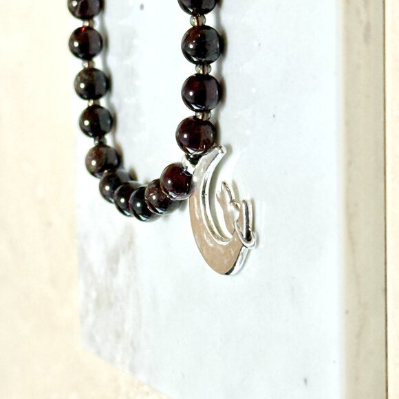 Deep Wine Red Garnet Short Necklace, Genuine Gemstone & Silver Cat on the Moon - Picture 6 of 15